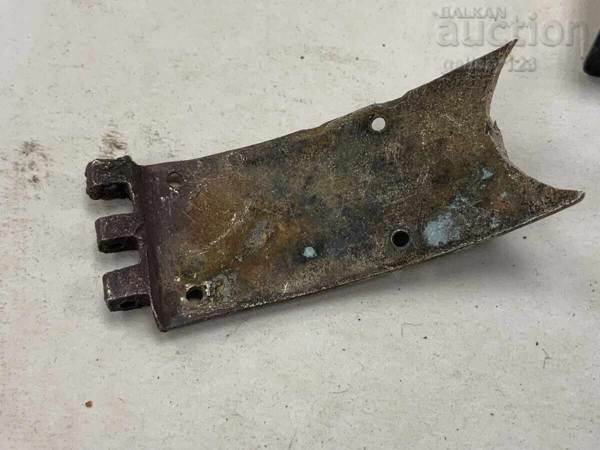 Аукцион Възрожденски детайл от кучка сребро сечан