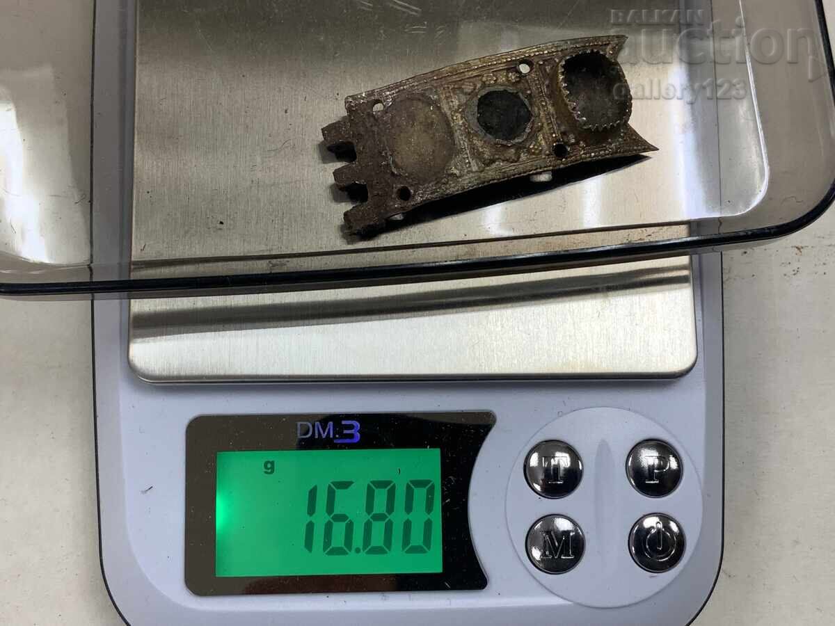 Доставка на Възрожденски детайл от кучка сребро сечан