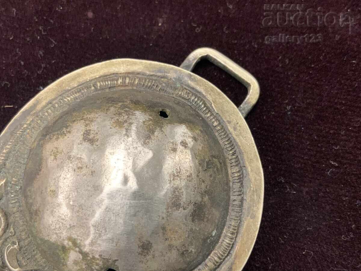 Δημοπρασία Ασημένια κομμένη σφυρήλατη παφτα μονή Δημοπρασία Ασημένια κομμένη σφυρήλατη παφτα μονή