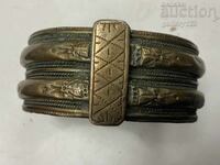 Brățara Revival a lovit argintiu