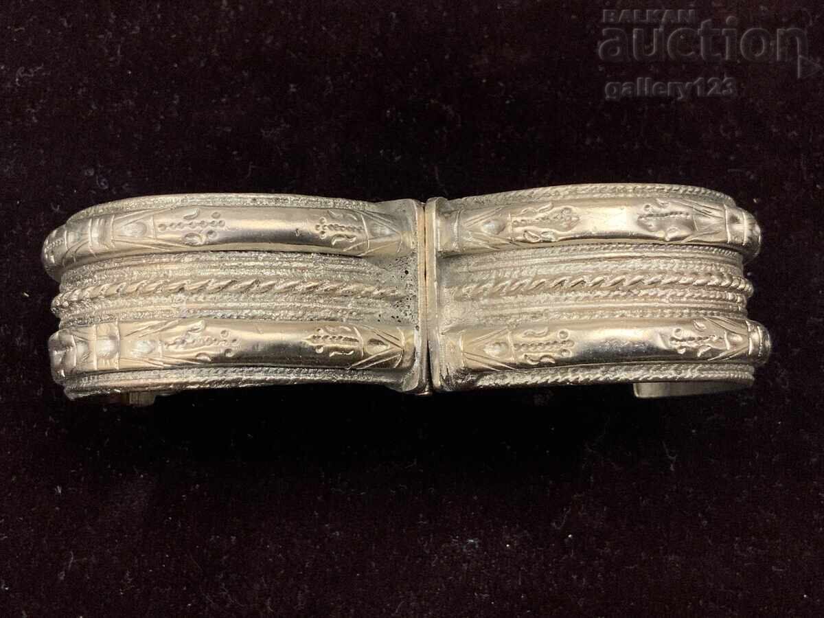 Brățara Revival a lovit argintiu cu preț 0.01 BGN | € 0.01 Brățara Revival a lovit argintiu cu preț 0.01 BGN | € 0.01