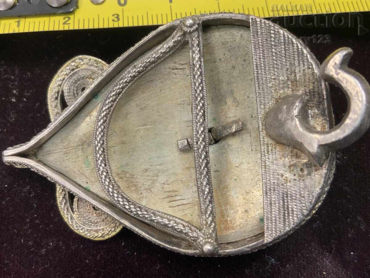 Доставка на Сребро филигран пафта единичка позлата