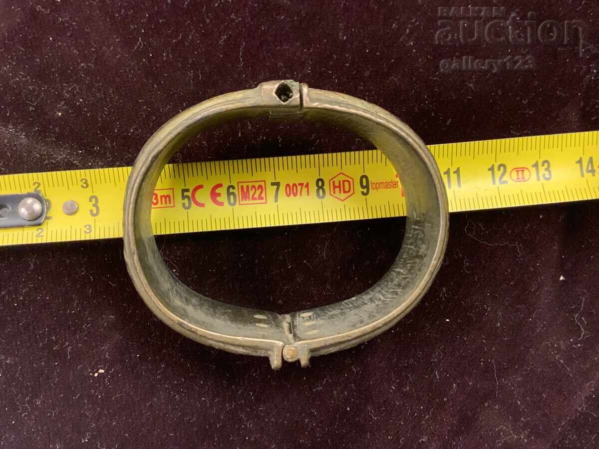 Livrarea Brățara Revival a lovit argintiu Livrarea Brățara Revival a lovit argintiu