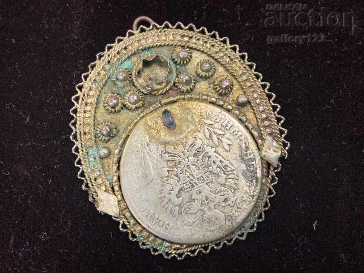 Bijuterie argint filigran renascentist monedă aurită Bijuterie argint filigran renascentist monedă aurită