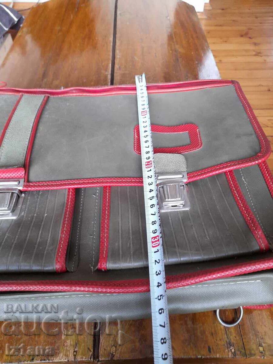 Стара ученическа чанта - 7