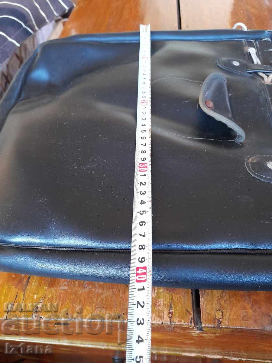 Стара пазарска кожена чанта - 6 Стара пазарска кожена чанта - 6