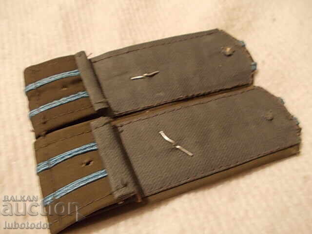 Epoleți militari vechi - Nr. 3 - 5 Epoleți militari vechi - Nr. 3 - 5