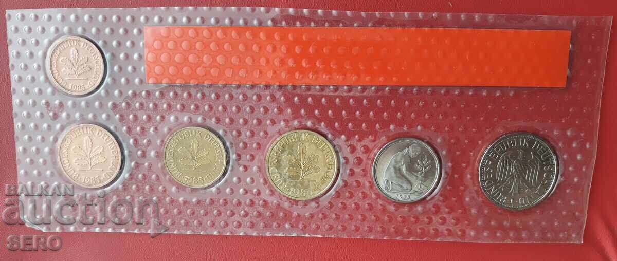 Germania - SET 1985 F-Stuttgart din 6 monede - mat-lucios cu preț 5.01 BGN | € 2.56
