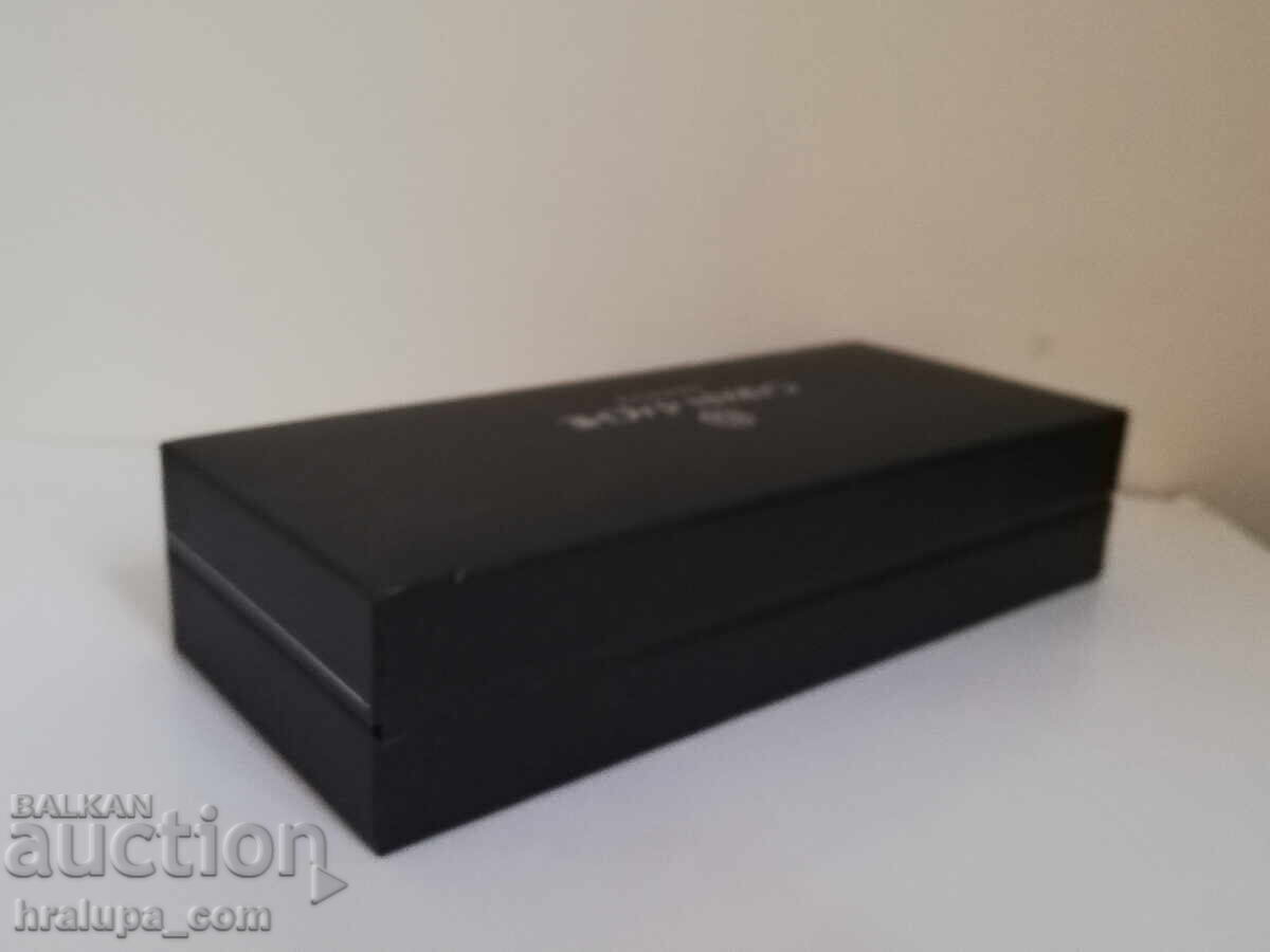 Livrarea Cutie pentru pixuri Caran d'Ache Livrarea Cutie pentru pixuri Caran d'Ache