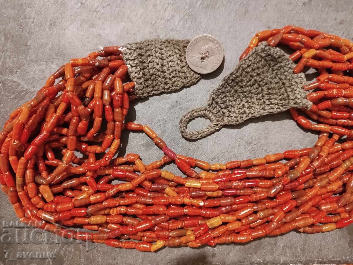 Παράδοση Στερεό Κολιέ, κόσμημα περιλαίμιου, Κοράλλια, βαρύ 5.12.2025 Παράδοση Στερεό Κολιέ, κόσμημα περιλαίμιου, Κοράλλια, βαρύ 5.12.2025