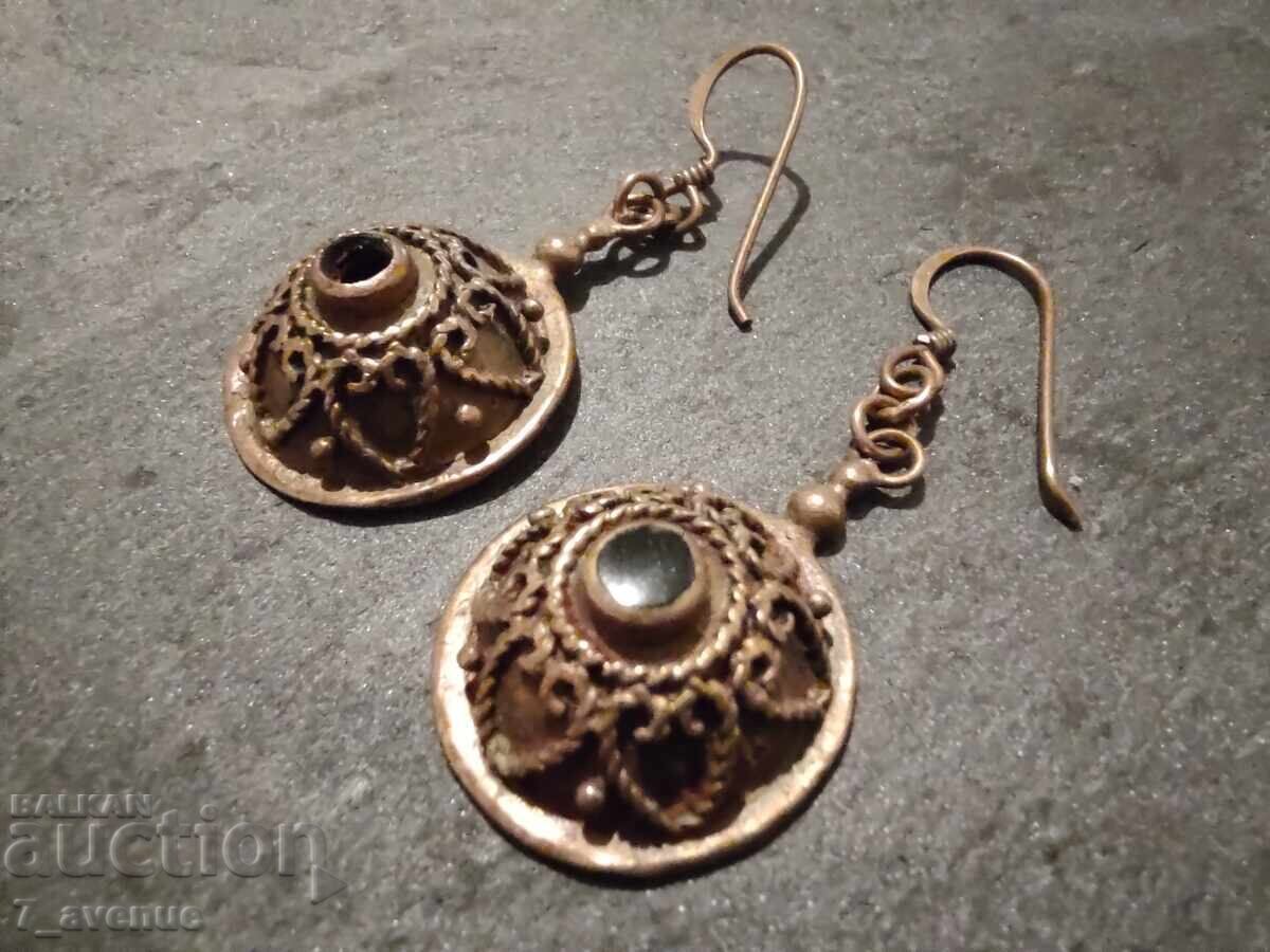 Delivery of Earrings, beautiful 5.12.2025