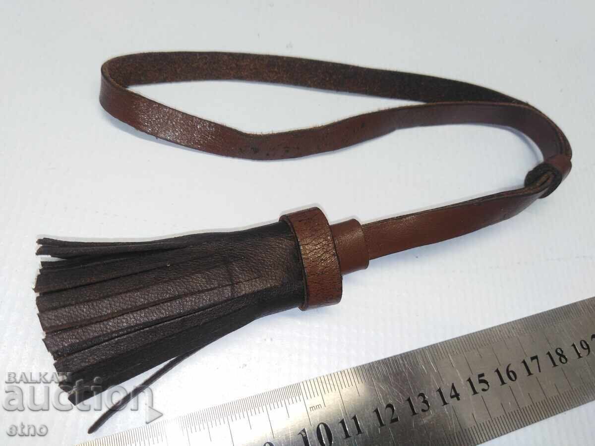 Аукцион КОЖЕН ТЕМЛЯК ЗА ЩИК ,НОЖ,САБЯ