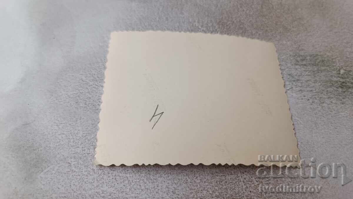 Fotografie Skopje Piața Centrală cu preț 2.35 BGN | € 1.20 Fotografie Skopje Piața Centrală cu preț 2.35 BGN | € 1.20