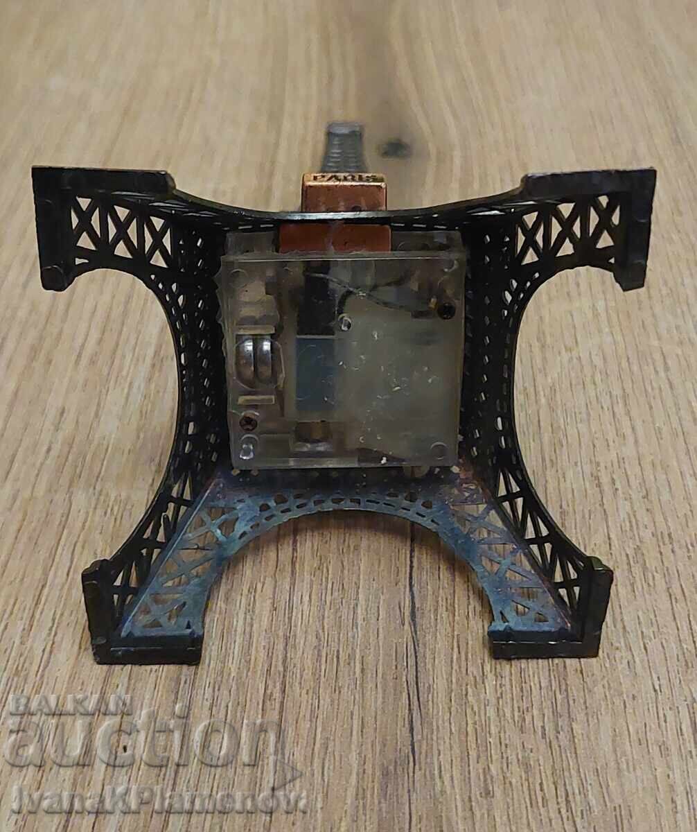 Delivery of Lighter Eiffel Tower for Connoisseurs Delivery of Lighter Eiffel Tower for Connoisseurs