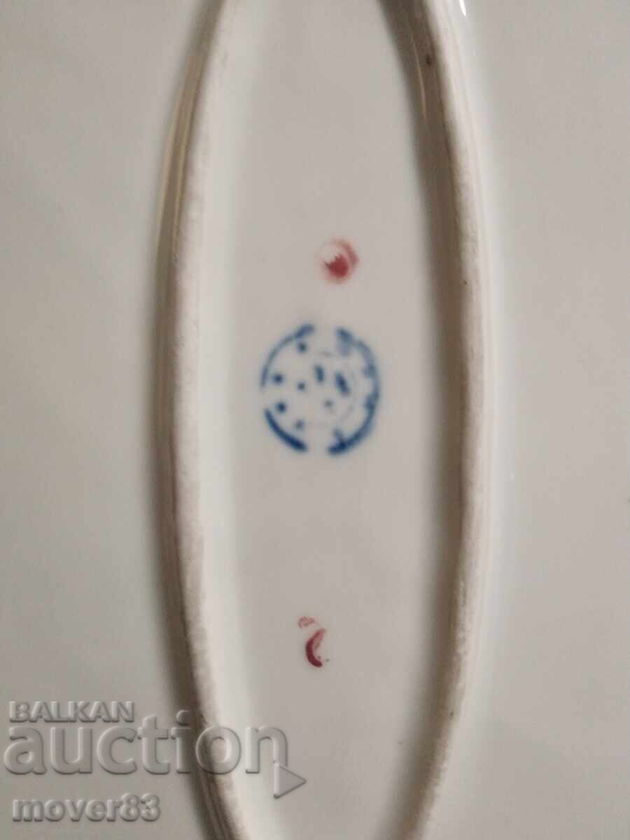 Livrarea Platou/tavă. Porțelan Livrarea Platou/tavă. Porțelan