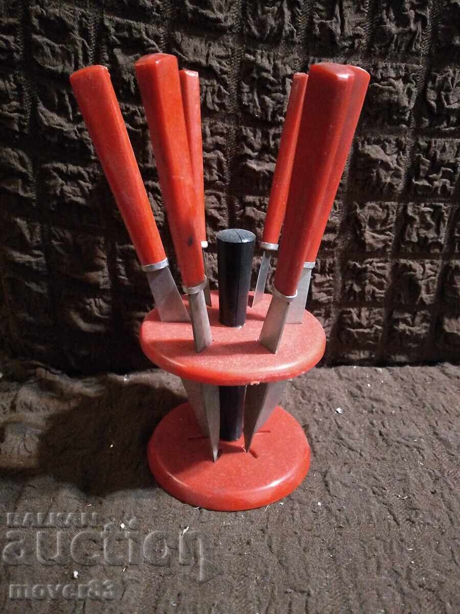 Set de cuțite pentru fructe cu preț 2.99 BGN | € 1.53