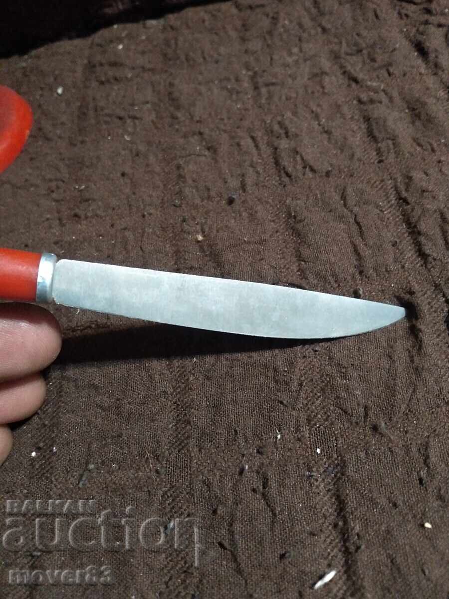 Livrarea Set de cuțite pentru fructe