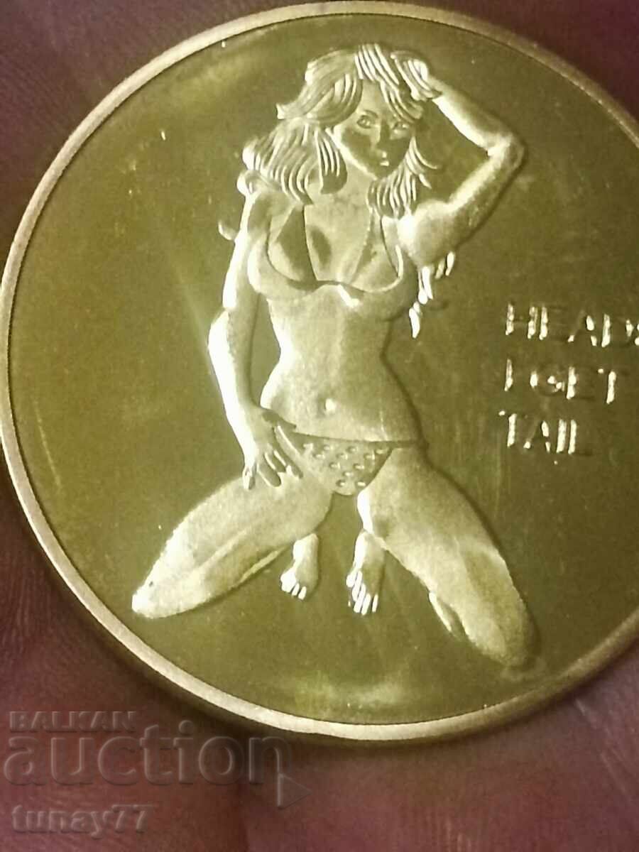 Аукцион Монета с чар на Новата епоха: Дизайн на бански за по-млади, Аукцион Монета с чар на Новата епоха: Дизайн на бански за по-млади,