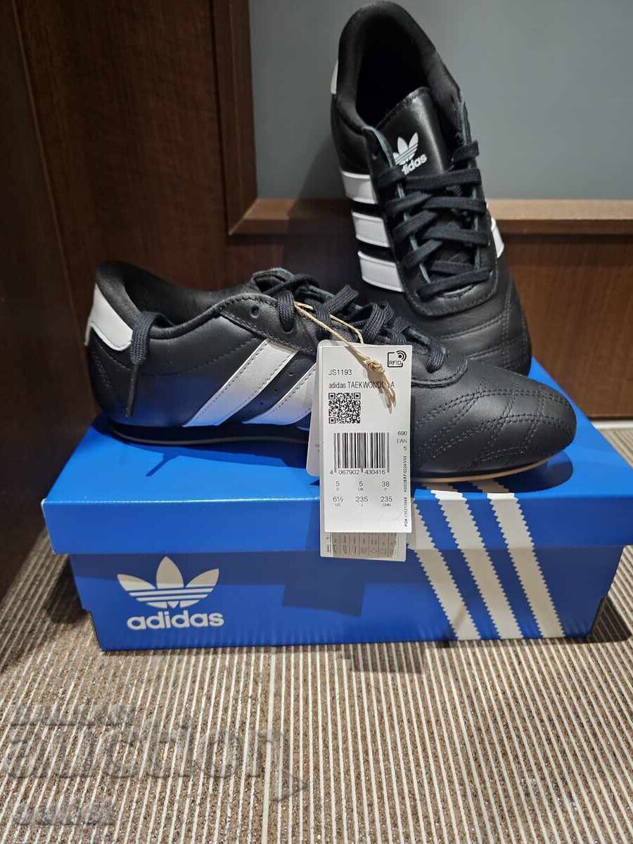 Γυναικεία αθλητικά παπούτσια Adidas