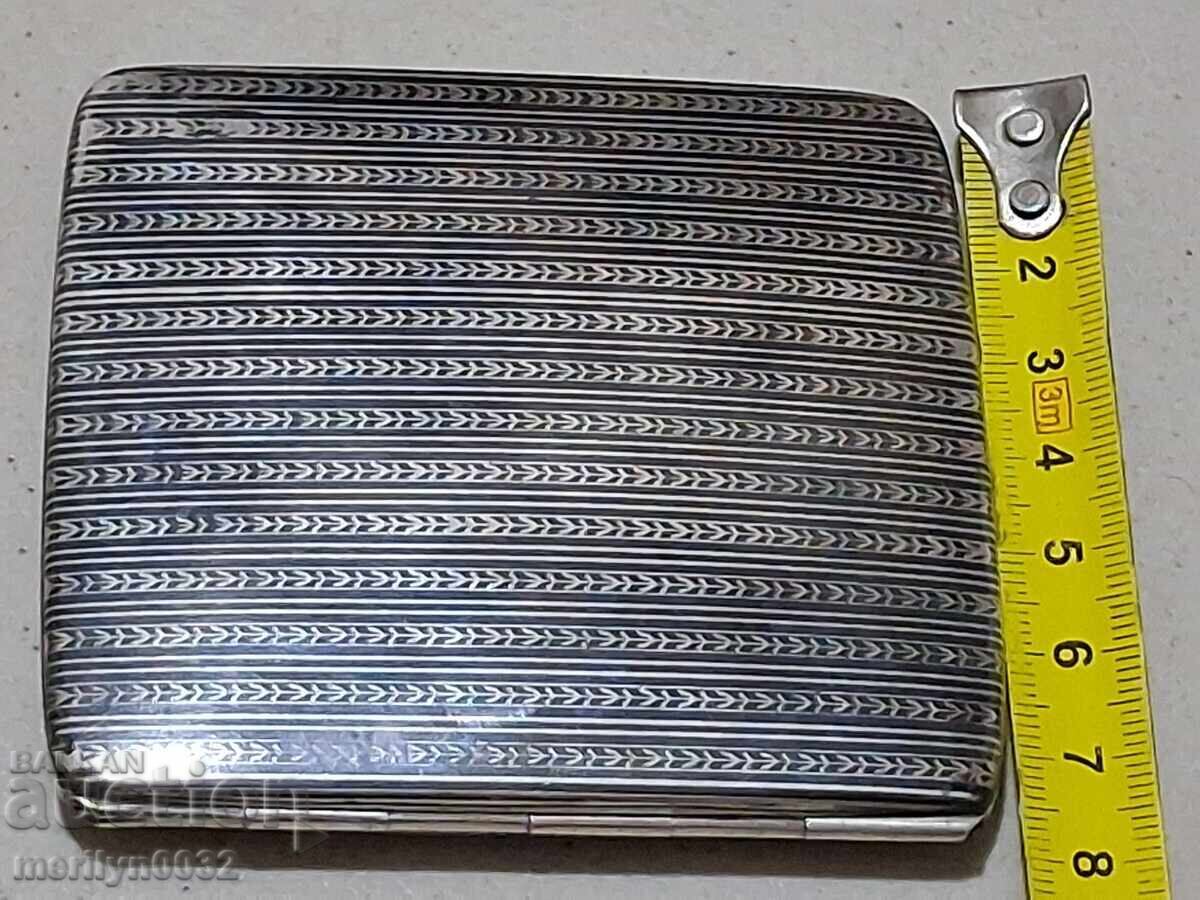 Ασημένια ταμπακέρα 900/1000 ασήμι με νιέλο 102,36 γρ με τιμή 589.00 BGN | € 301.15