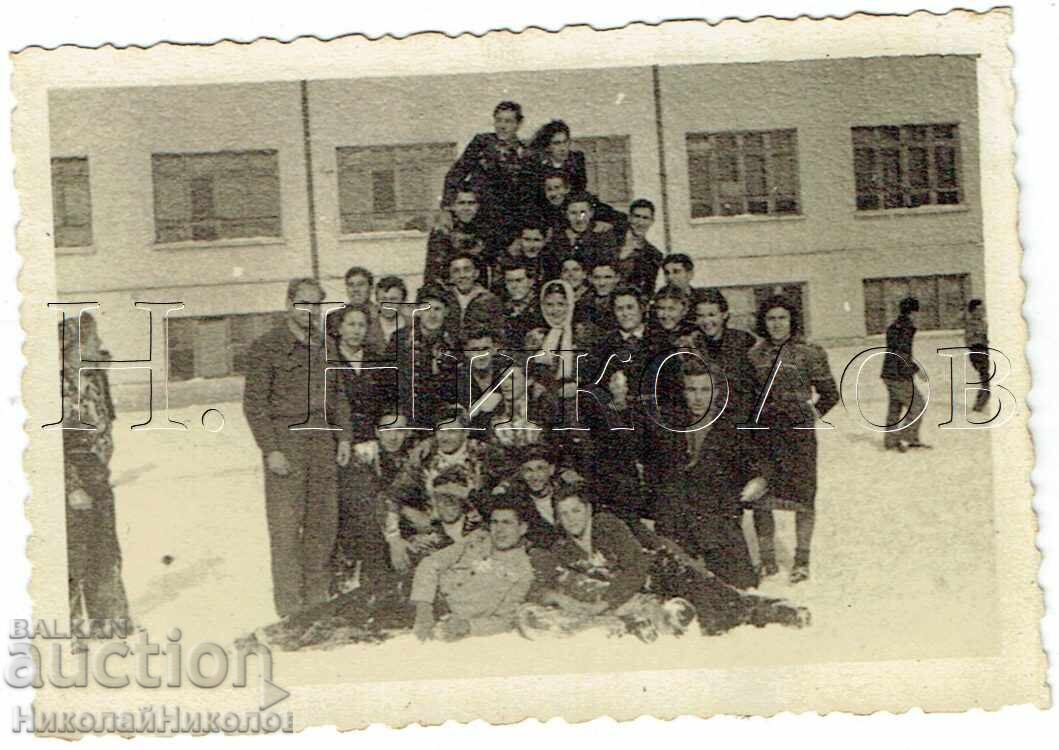 1950 SMALL OLD PHOTO VARNA TECHNICAL HIGH SCHOOL VII CLASS E707