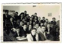 МАЛКА СТАРА СНИМКА ВАРНА ГИМНАЗИСТИ В ЧАС Е712