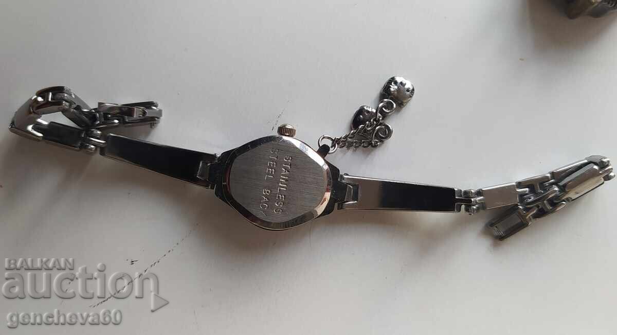 Δημοπρασία Κολιέ με μενταγιόν ρολόι Κουκουβάγια και άλλο χειροποίητο Δημοπρασία Κολιέ με μενταγιόν ρολόι Κουκουβάγια και άλλο χειροποίητο