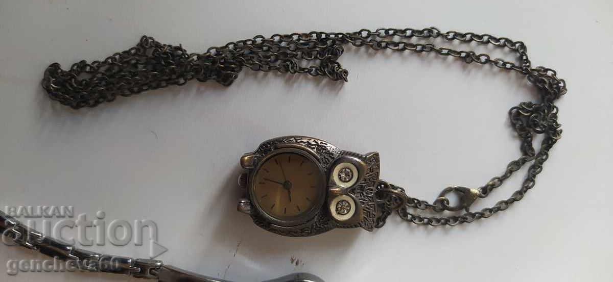 Παράδοση Κολιέ με μενταγιόν ρολόι Κουκουβάγια και άλλο χειροποίητο Παράδοση Κολιέ με μενταγιόν ρολόι Κουκουβάγια και άλλο χειροποίητο