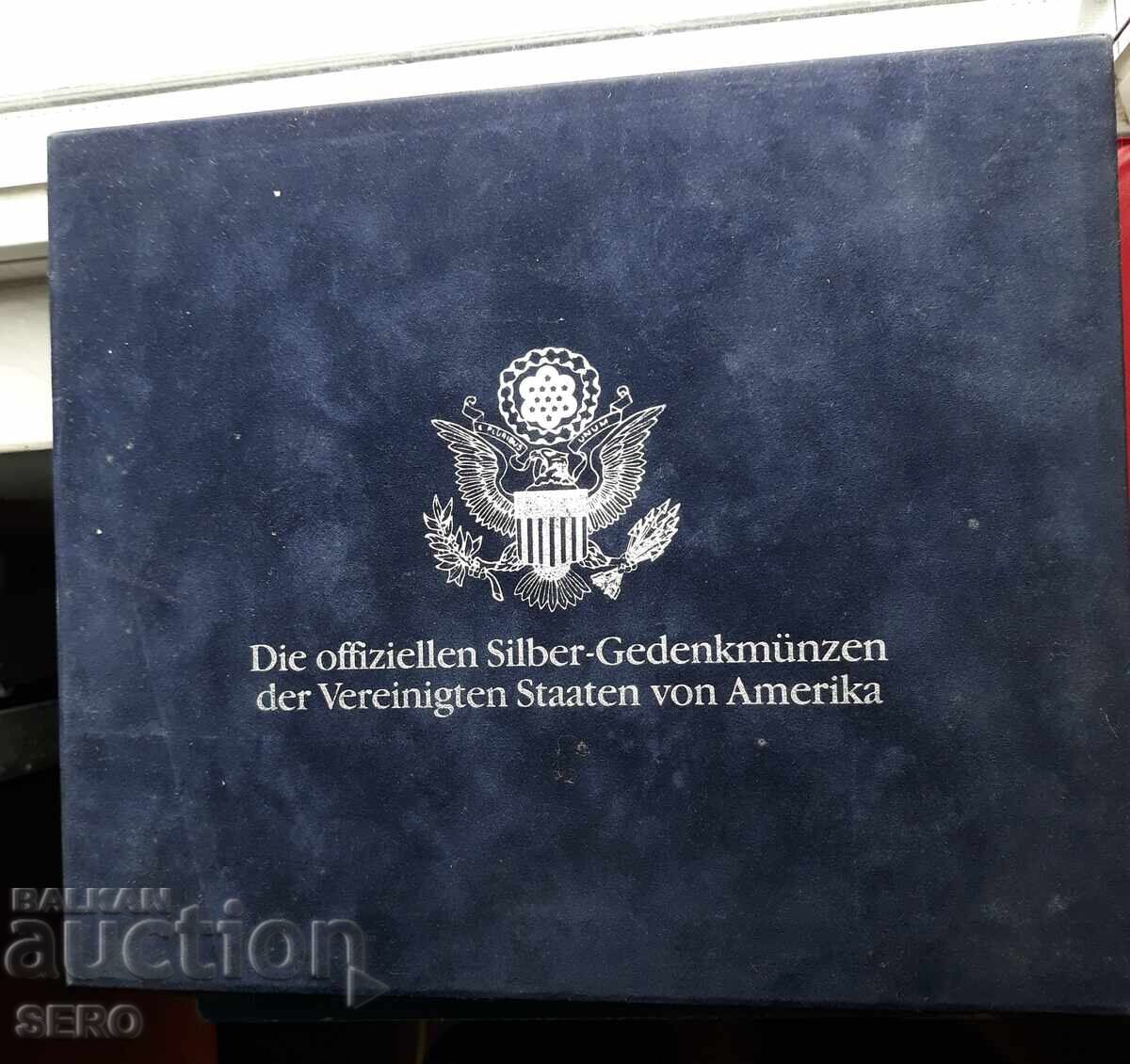 Cutie pentru 12 monede cu dimensiunea 54-56 mm