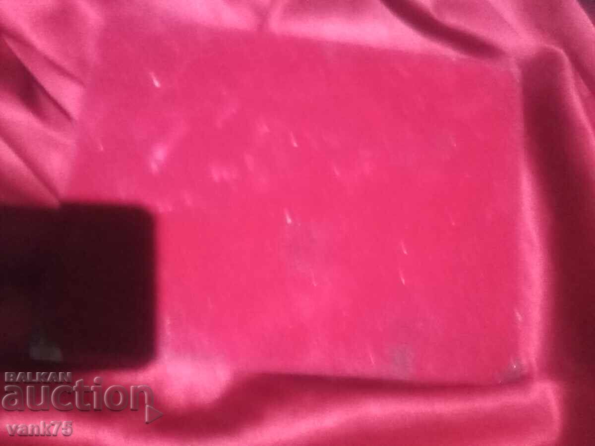 Auction Metal plate Auction Metal plate