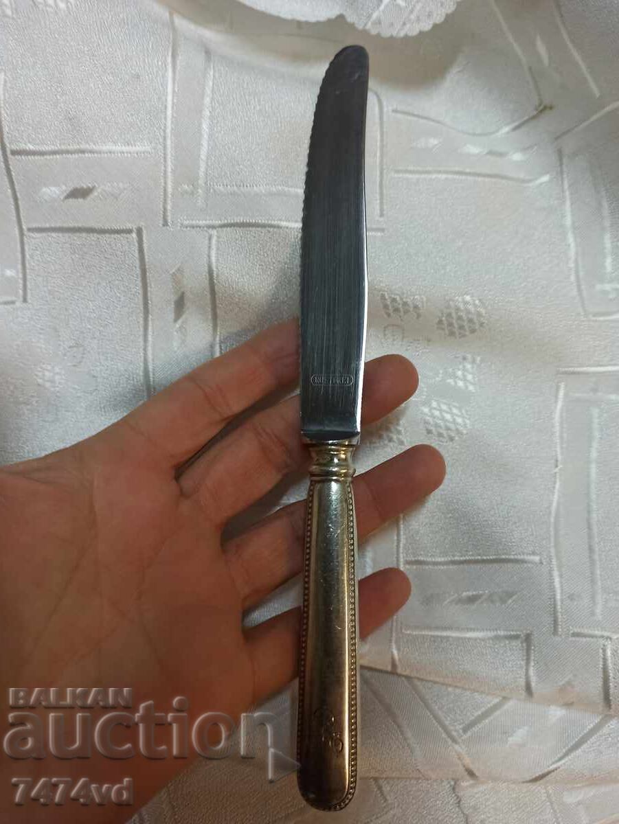 Παλιό ασημένιο μαχαίρι, μήκους 20,5 εκ με τιμή 130.00 BGN | € 66.47 Παλιό ασημένιο μαχαίρι, μήκους 20,5 εκ με τιμή 130.00 BGN | € 66.47