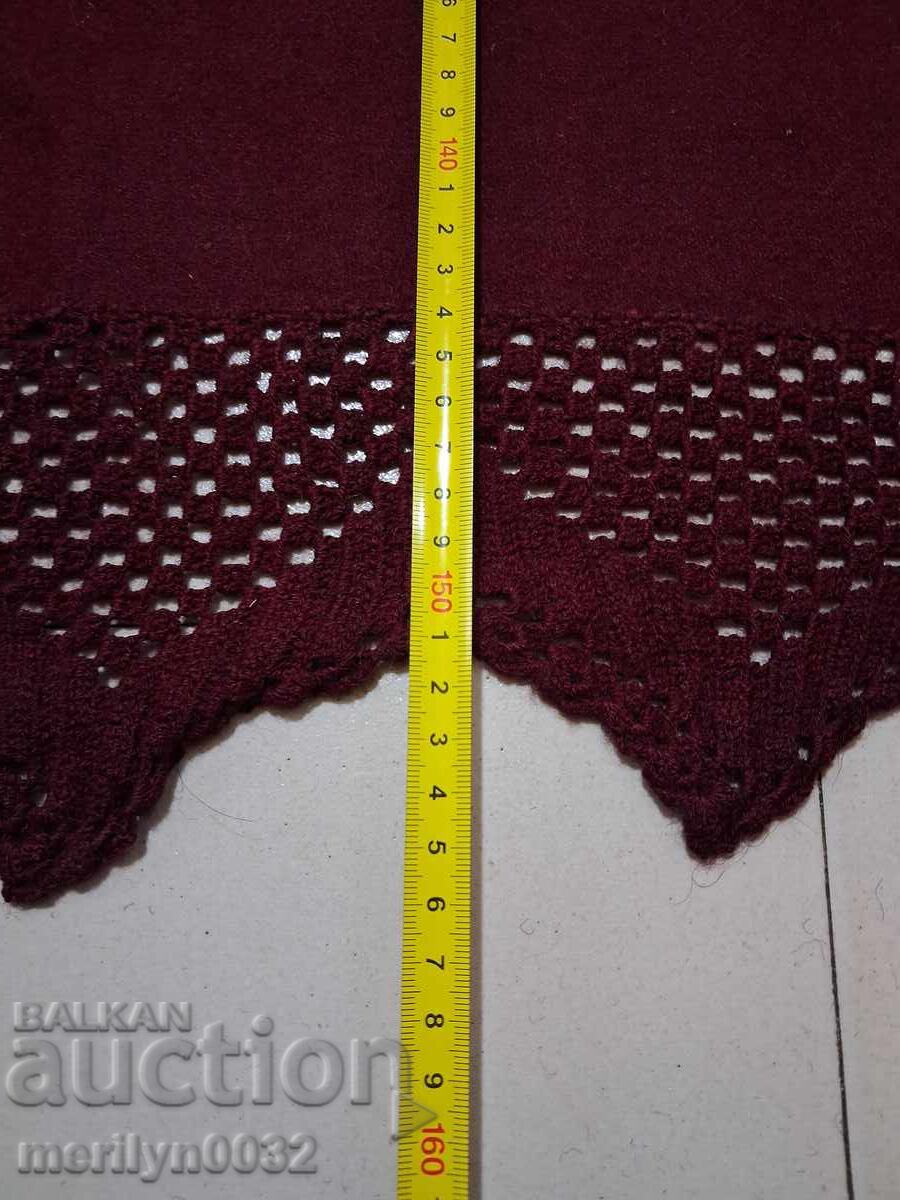 Old woolen bedspread of red felt with lace - 6 Old woolen bedspread of red felt with lace - 6