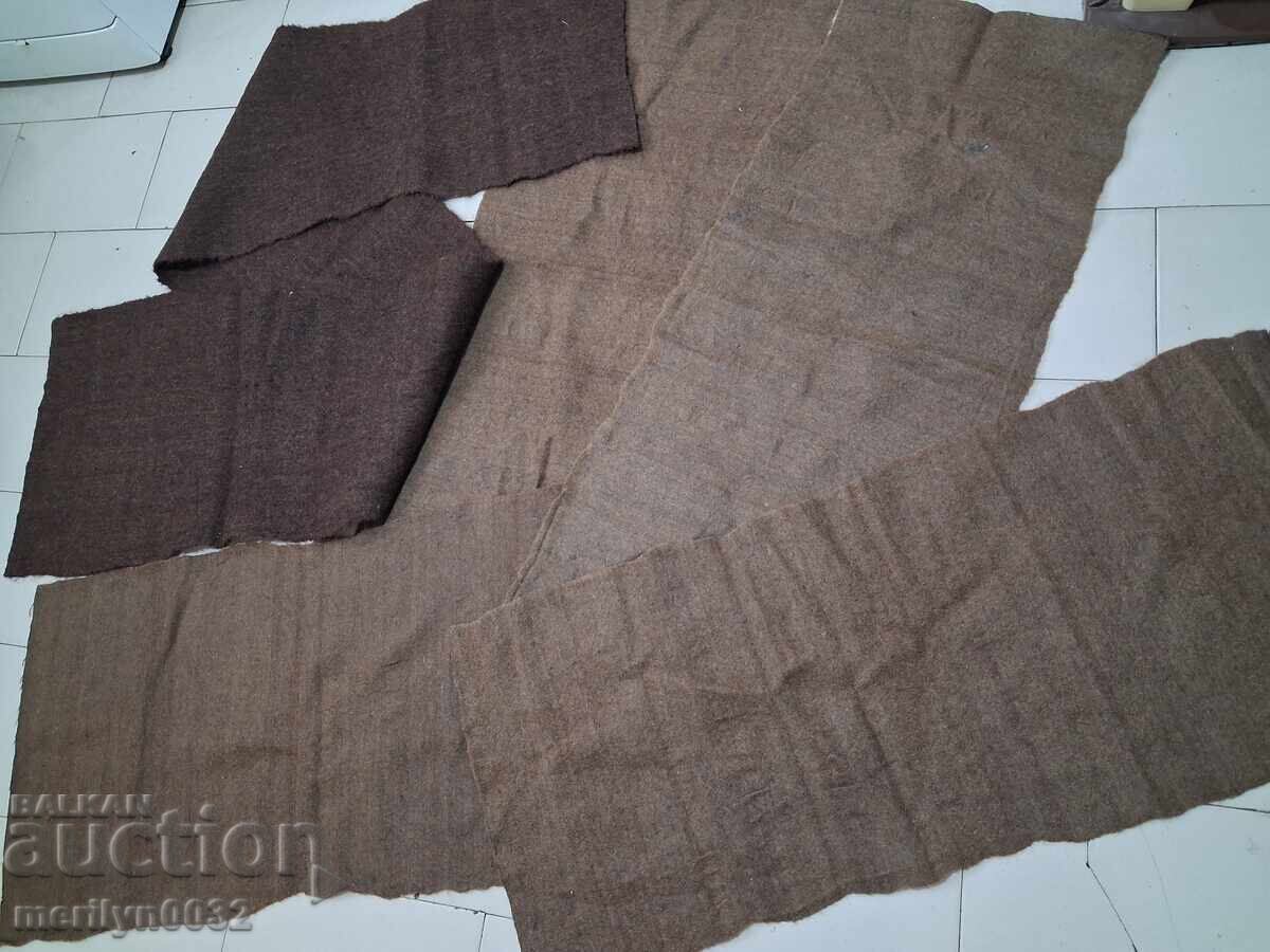 Πλατένιο ρολό χειροποίητου υφαντού μάλλινου υφάσματος καφέ σαγιάκ με τιμή 83.00 BGN | € 42.44 Πλατένιο ρολό χειροποίητου υφαντού μάλλινου υφάσματος καφέ σαγιάκ με τιμή 83.00 BGN | € 42.44