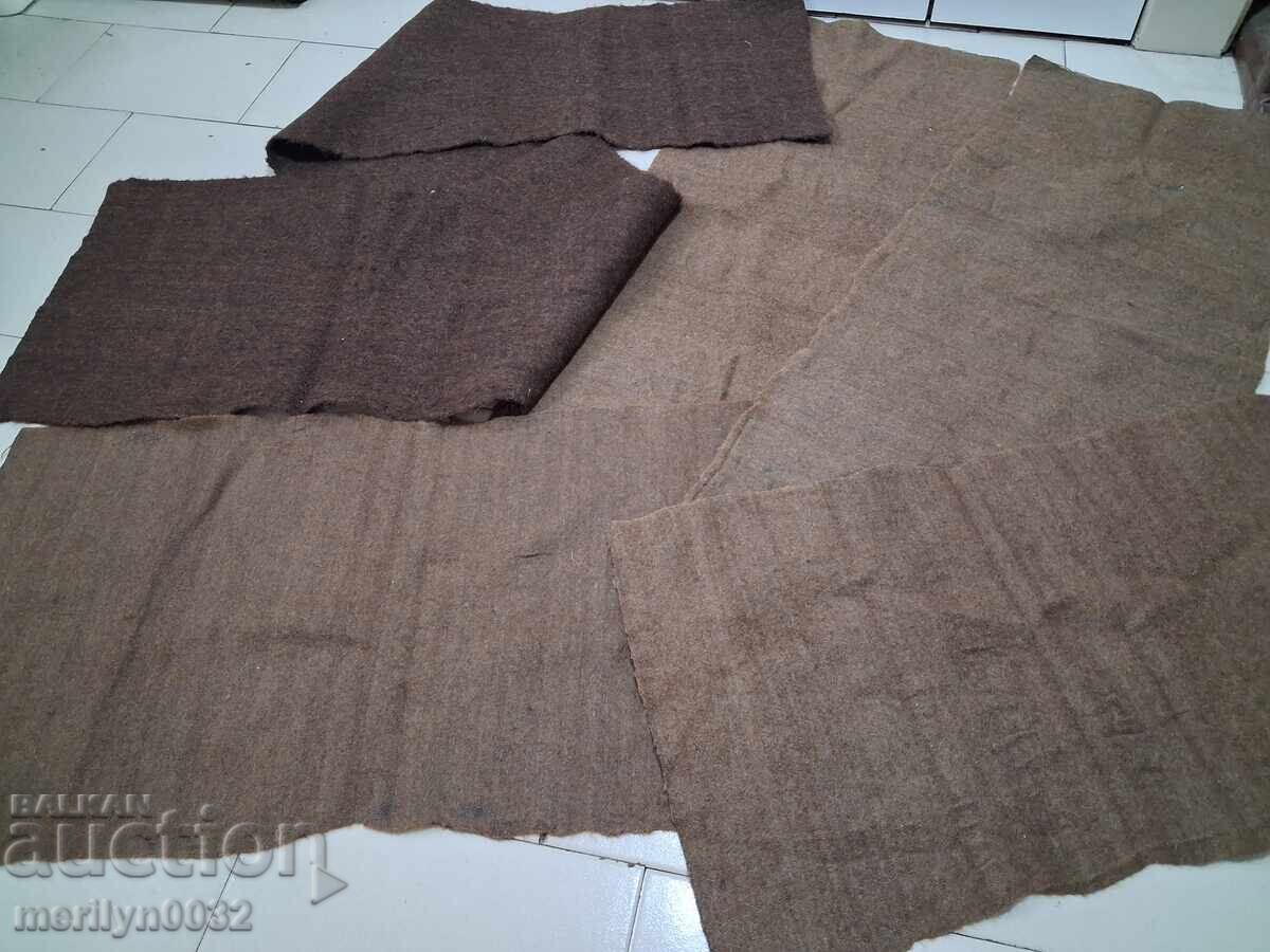Παράδοση Πλατένιο ρολό χειροποίητου υφαντού μάλλινου υφάσματος καφέ σαγιάκ Παράδοση Πλατένιο ρολό χειροποίητου υφαντού μάλλινου υφάσματος καφέ σαγιάκ