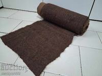 Πλατένιο ρολό χειροποίητου υφαντού μάλλινου υφάσματος καφέ σαγιάκ