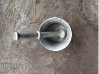 Παλιό αλουμινένιο γουδί