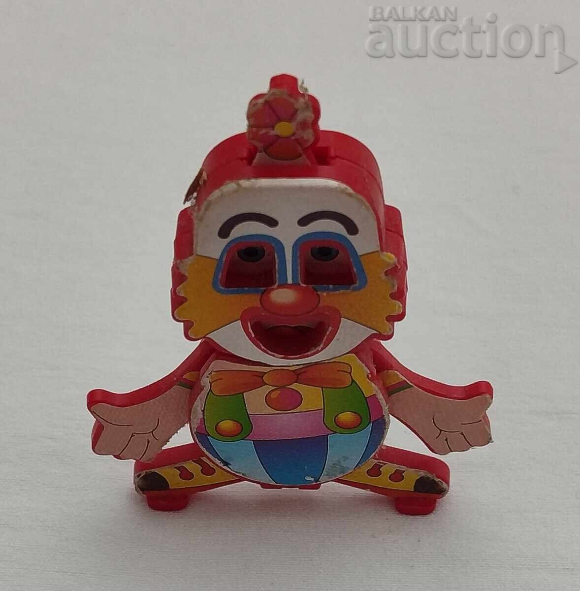 Auction CLOWN CHOCOLATE EGG KINDER 1994 Auction CLOWN CHOCOLATE EGG KINDER 1994