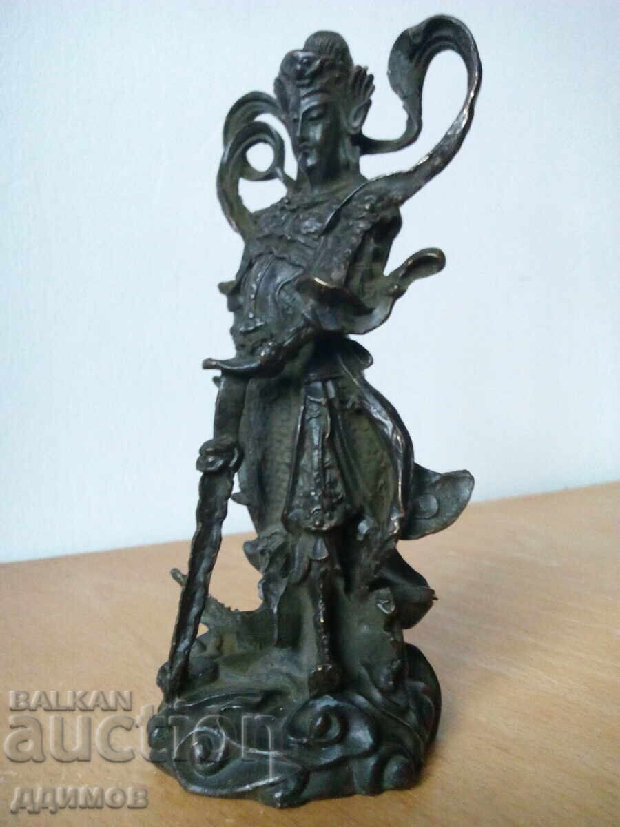Auction Antique bronze statuette Auction Antique bronze statuette