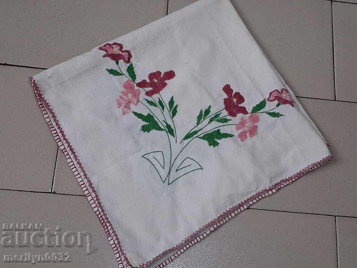 Δημοπρασία Παλιό κεντημένο τραπεζομάντιλο milo Βουλγαρικό κεντητικό χαλί Δημοπρασία Παλιό κεντημένο τραπεζομάντιλο milo Βουλγαρικό κεντητικό χαλί