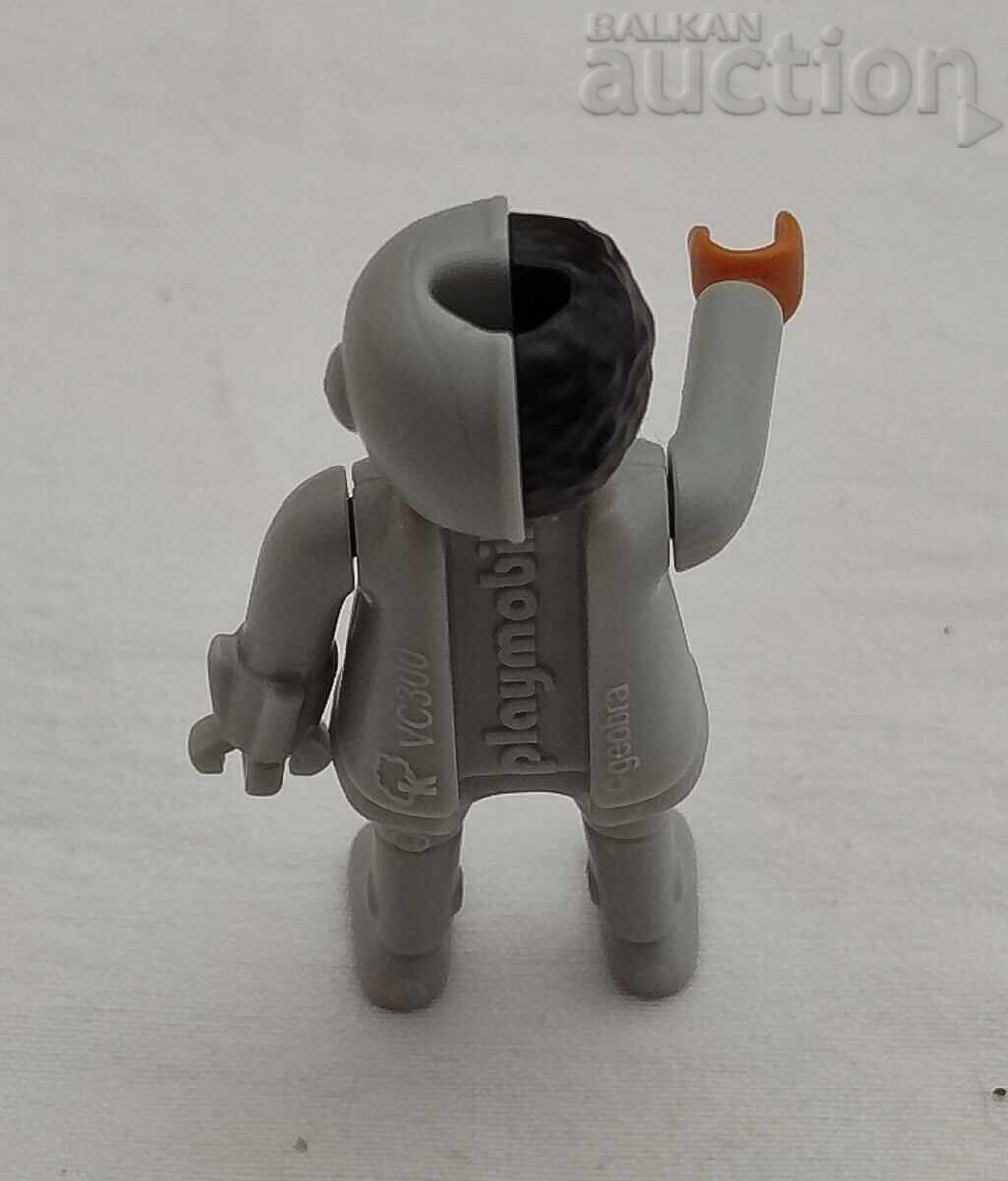 Auction CYBORG CHOCOLATE EGG KINDER PLAYMOBIL Auction CYBORG CHOCOLATE EGG KINDER PLAYMOBIL