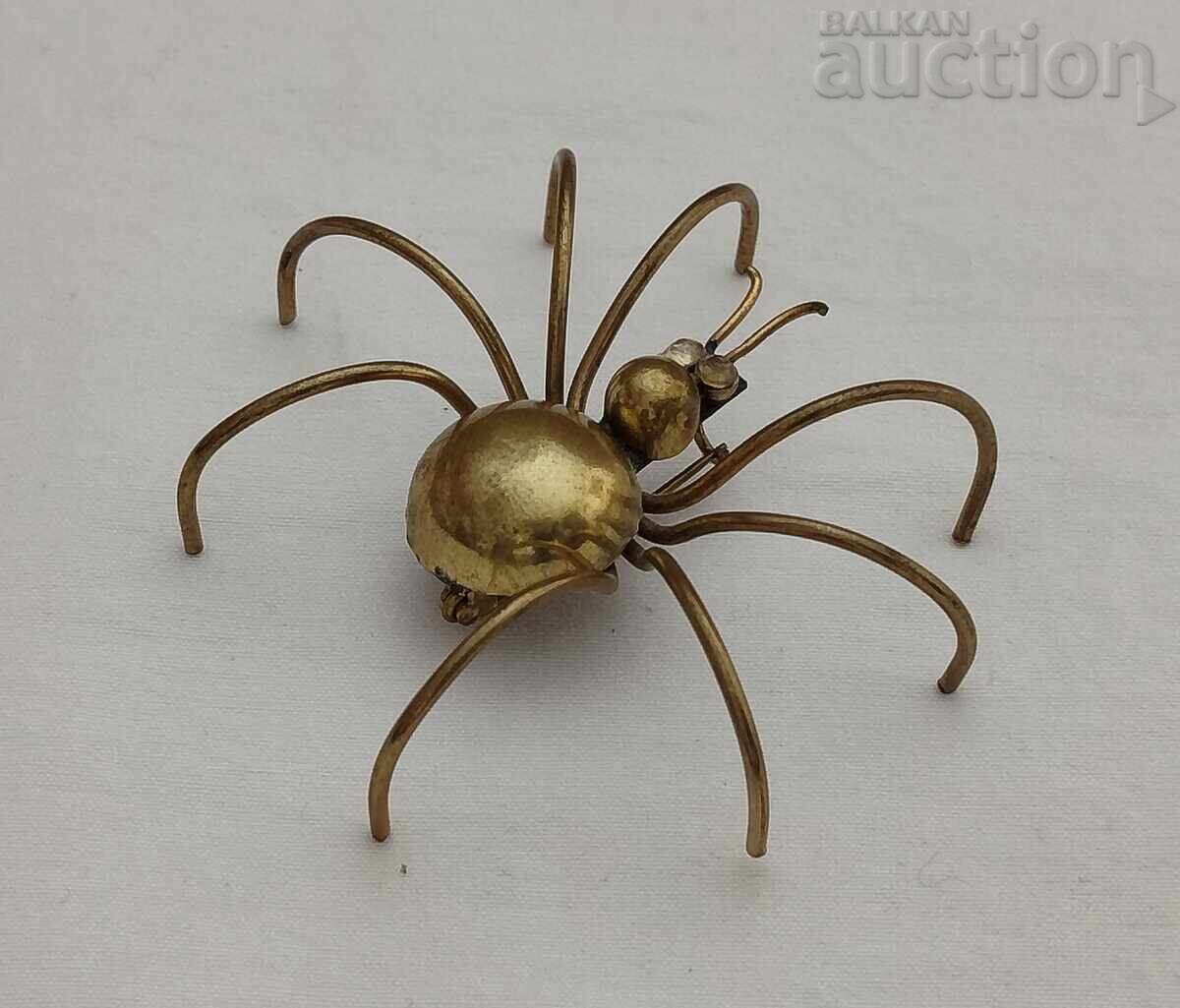 Auction Old Brooch Auction Old Brooch