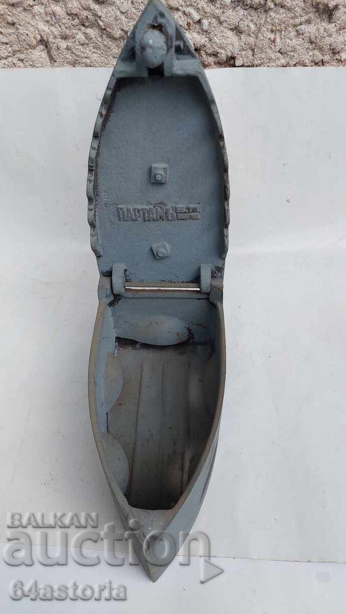 Ютия на жар,на въглища,на въглени,петле,старинна ютия - 5 Ютия на жар,на въглища,на въглени,петле,старинна ютия - 5