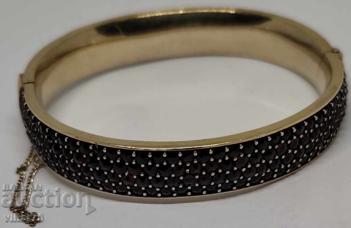 Επιχρυσωμένο ασημένιο βραχιόλι με γρανάτες Βοημίας Επιχρυσωμένο ασημένιο βραχιόλι με γρανάτες Βοημίας