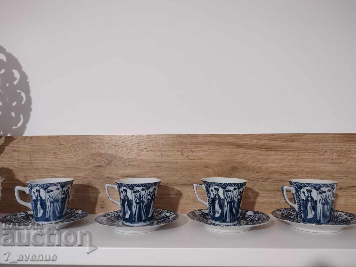 Παράδοση Όμορφο πορσελάνινο σερβίτσιο καφέ λευκό/μπλε πορσελάνη, 7.12.2025 Παράδοση Όμορφο πορσελάνινο σερβίτσιο καφέ λευκό/μπλε πορσελάνη, 7.12.2025