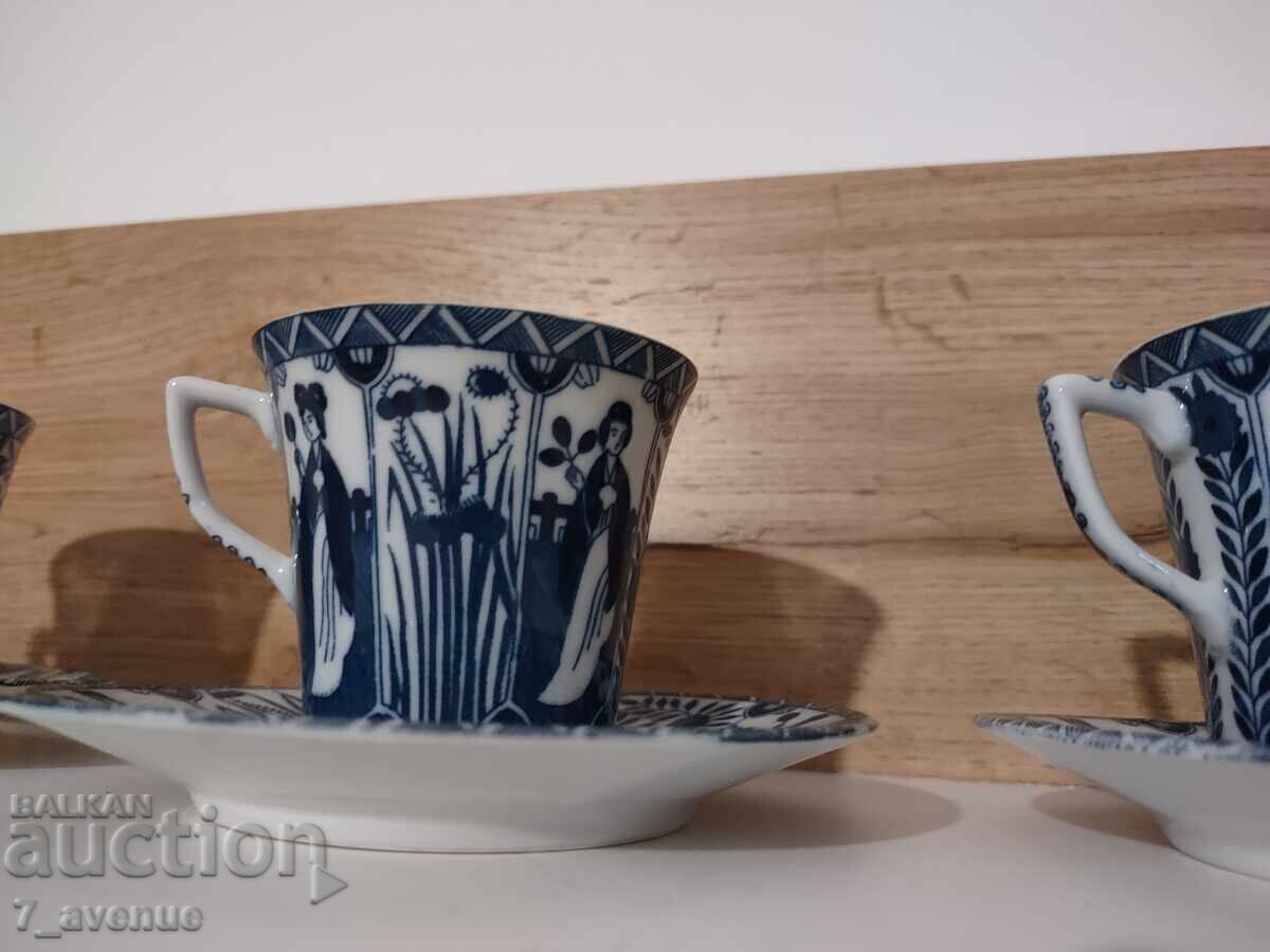 Όμορφο πορσελάνινο σερβίτσιο καφέ λευκό/μπλε πορσελάνη, 7.12.2025 - 6 Όμορφο πορσελάνινο σερβίτσιο καφέ λευκό/μπλε πορσελάνη, 7.12.2025 - 6