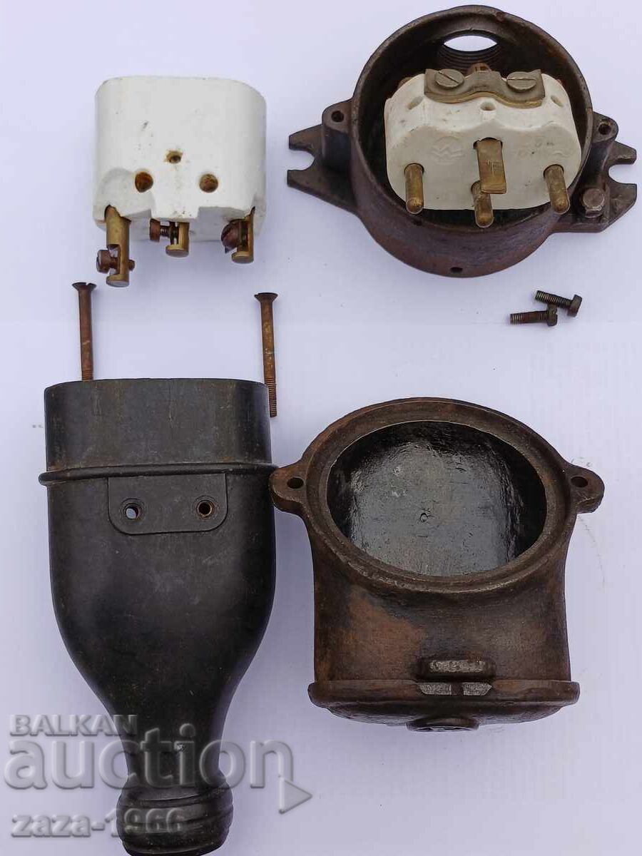 Промишлен контакт и щепсел 380V с цена 30.00 лв. | € 15.34 Промишлен контакт и щепсел 380V с цена 30.00 лв. | € 15.34