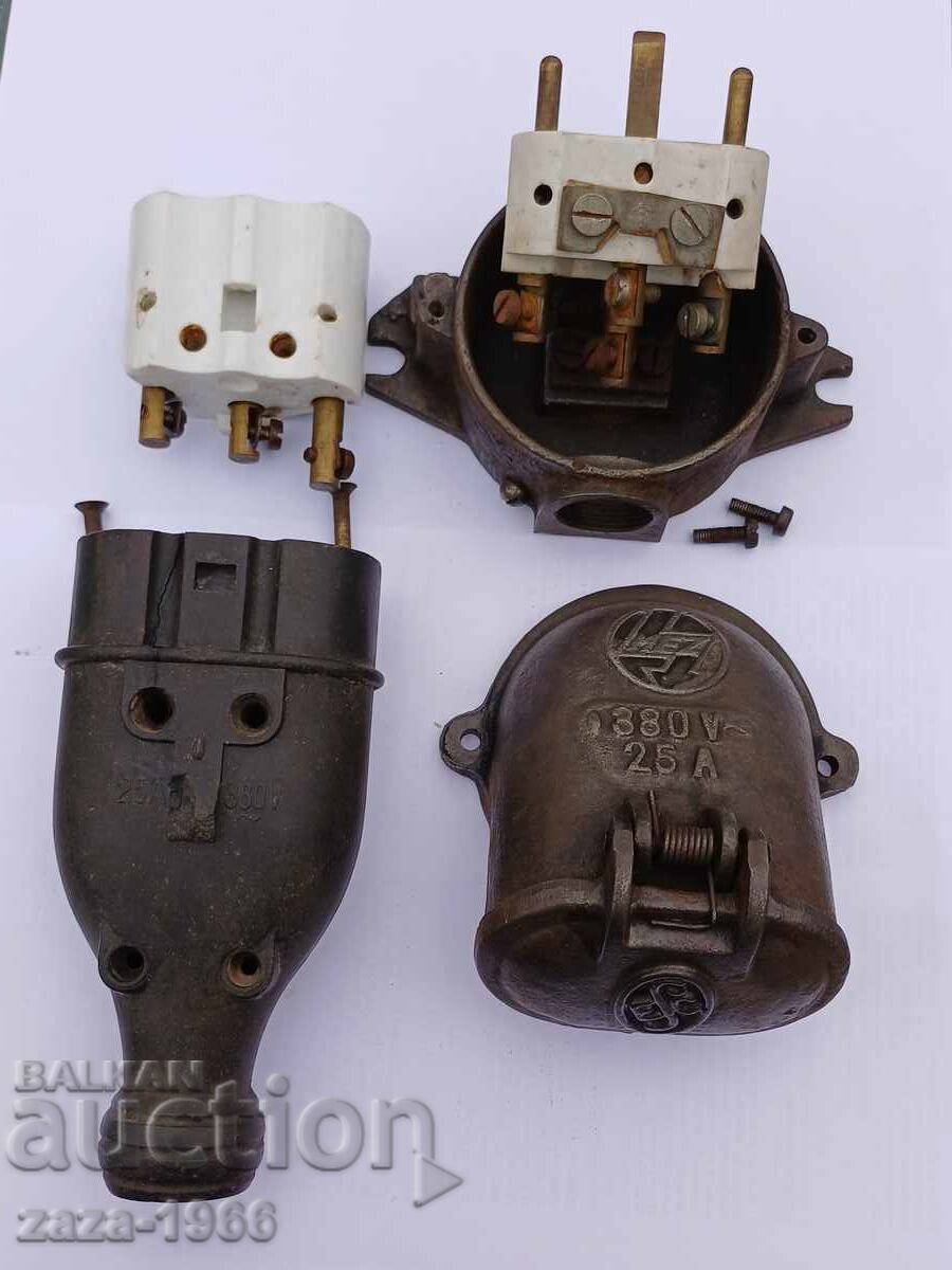 Аукцион Промишлен контакт и щепсел 380V Аукцион Промишлен контакт и щепсел 380V