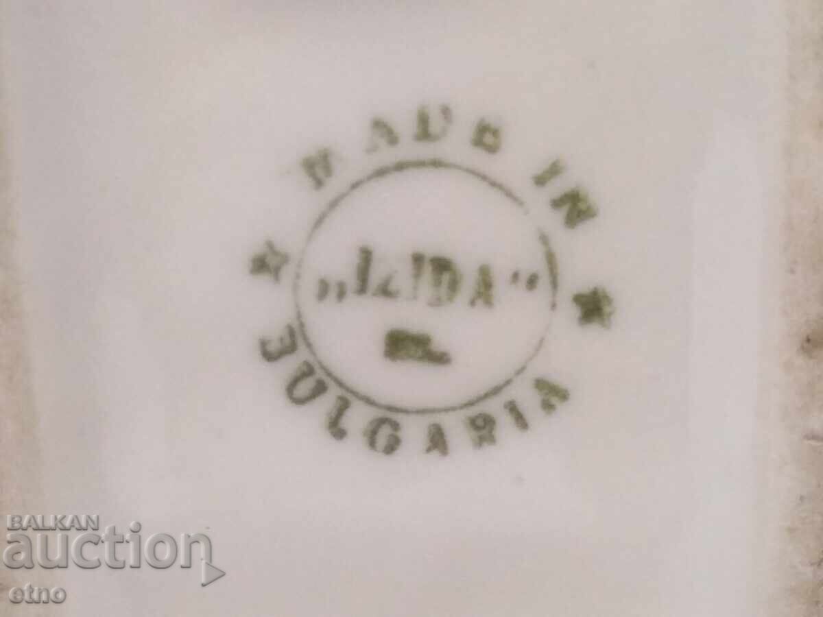 БЪЛГАРСКИ ПОРЦЕЛАН-КОЗЛЕ ,ИЗИДА - 6 БЪЛГАРСКИ ПОРЦЕЛАН-КОЗЛЕ ,ИЗИДА - 6