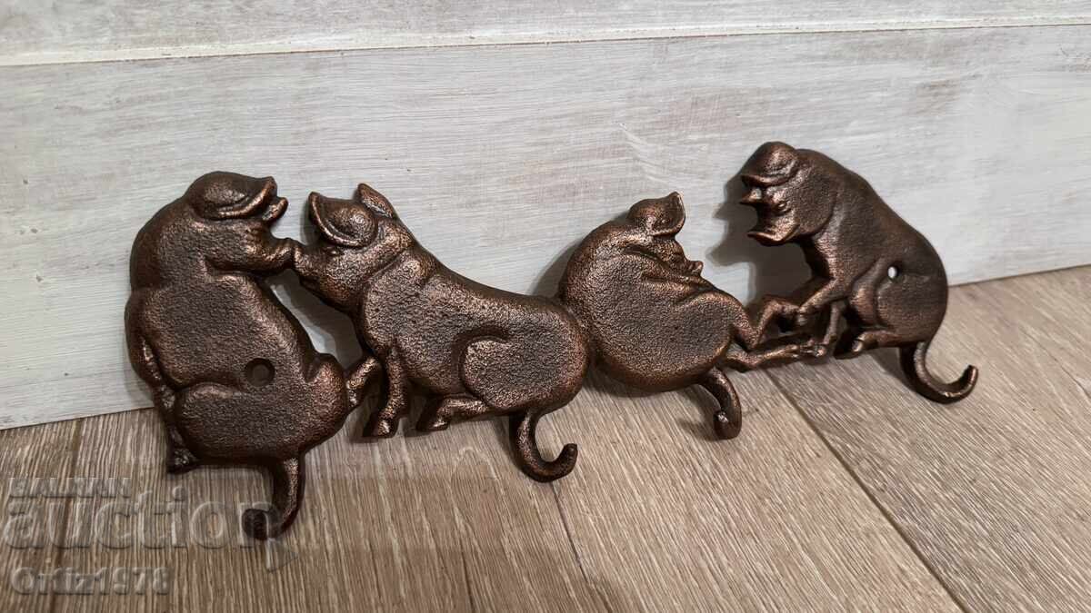 Auction Cast iron coat rack - The Merry Piglets Auction Cast iron coat rack - The Merry Piglets