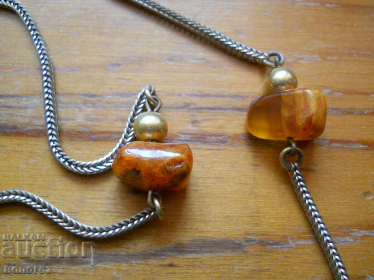 Delivery of Antique Baltic Amber Necklace Delivery of Antique Baltic Amber Necklace